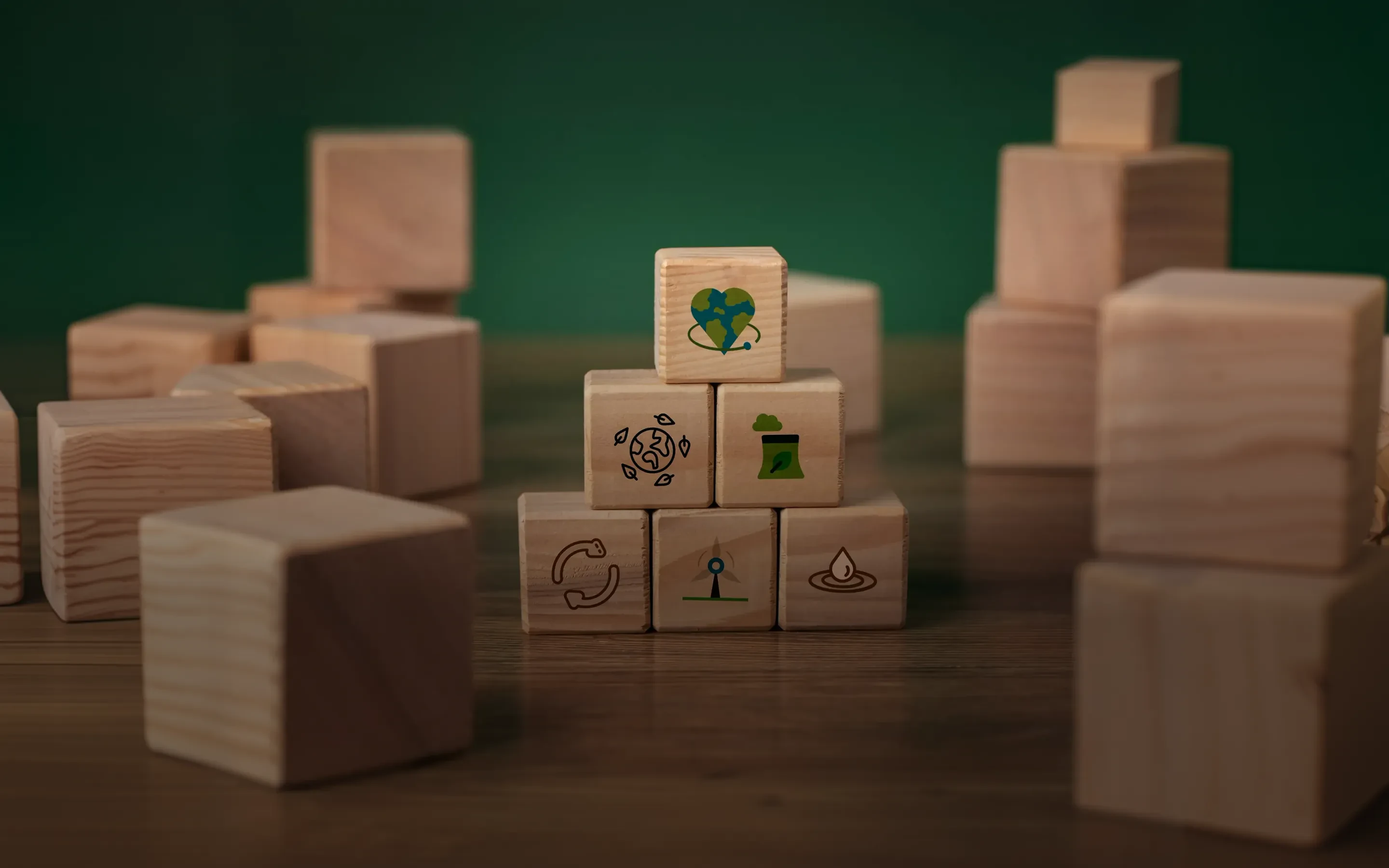 กลยุทธ์และกรอบการดำเนินงานด้านความยั่งยืน